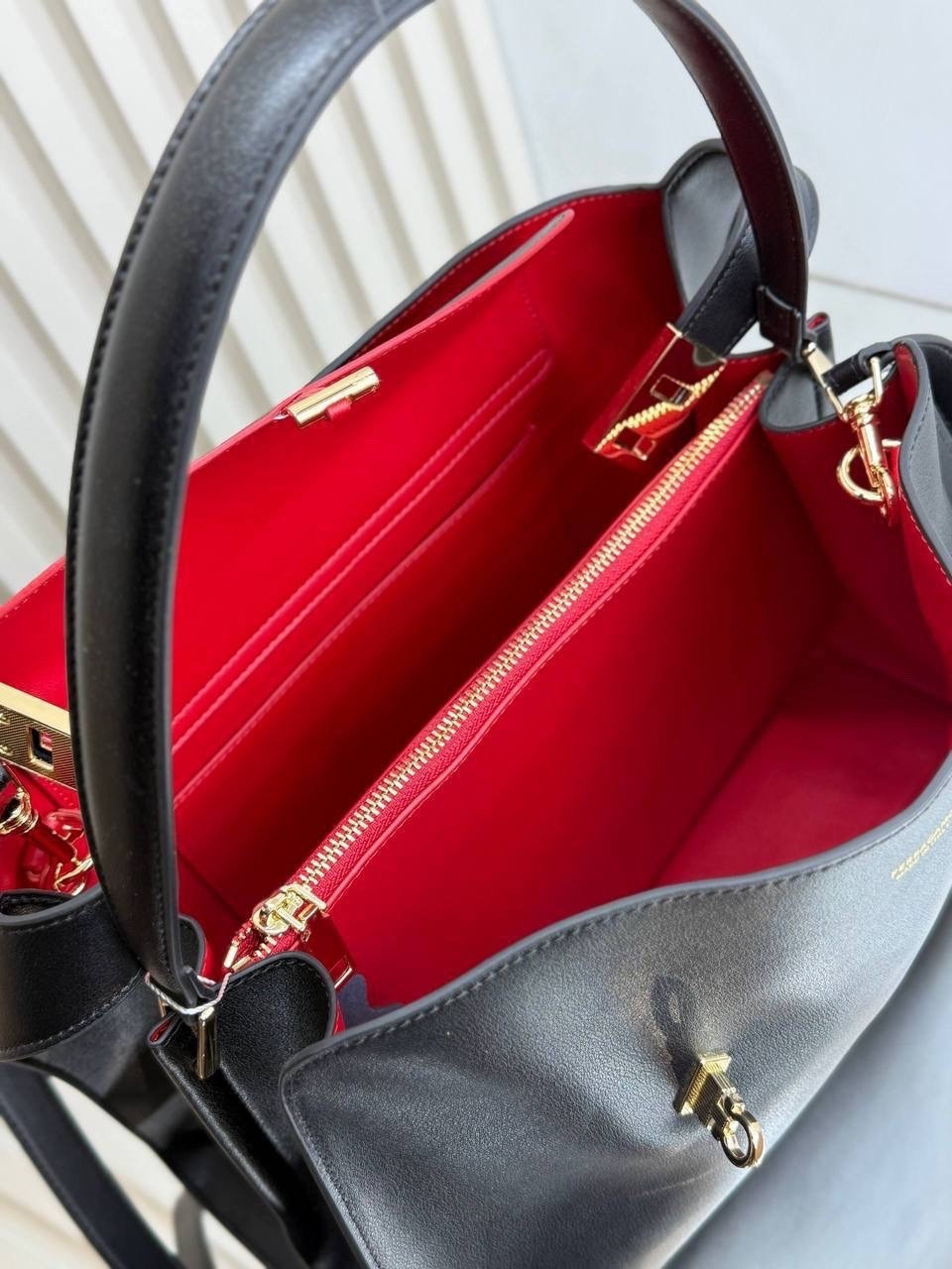 salvatore ferragamo сумка,сумка ferragamo,женская сумка,сумка,стильные сумочки