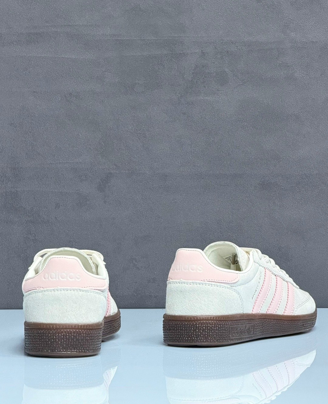 кроссовки adidas,кроссовки мужские женские adidas,кроссовки adidas samba,adidas handball spezial,кроссовки adidas handball spezial w sandy pink off white