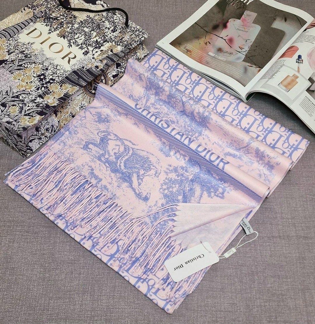 палантины dior,палантин женские,брендовый шерстяной платок dior,палантин dior теплый кашемировый,теплый палантин от dior
