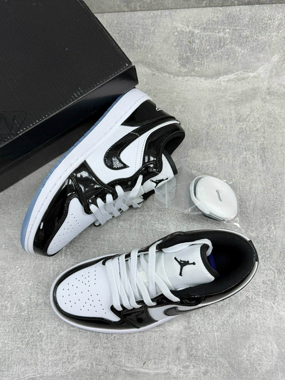 nike air jordan 1 low,nike air jordan 1 low se,air jordan 1 low white black,nike air jordan 1 low se all star,air jordan 1 low