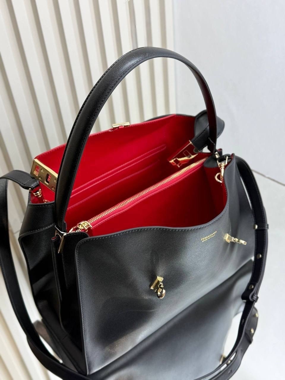 salvatore ferragamo сумка,сумка ferragamo,женская сумка,сумка,стильные сумочки