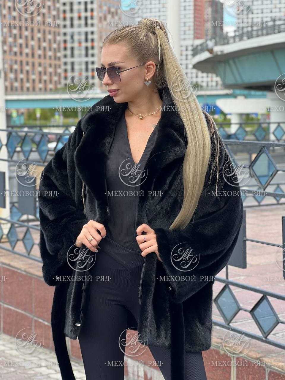 шуба норковая летучая мышь из норки blackglama,норковая шуба,норковая шубка,шуба норковая короткая,шуба летучая мышь из норки премиум с соболем