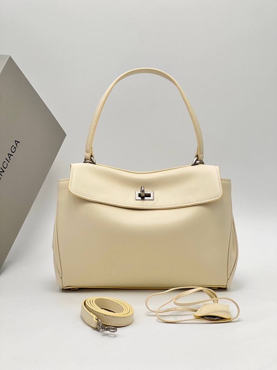 balenciaga сумка женская,сумка balenciaga rodeo,сумка в образе balenciaga rodeo кожа 35/25/10см,сумка balenciaga,сумка