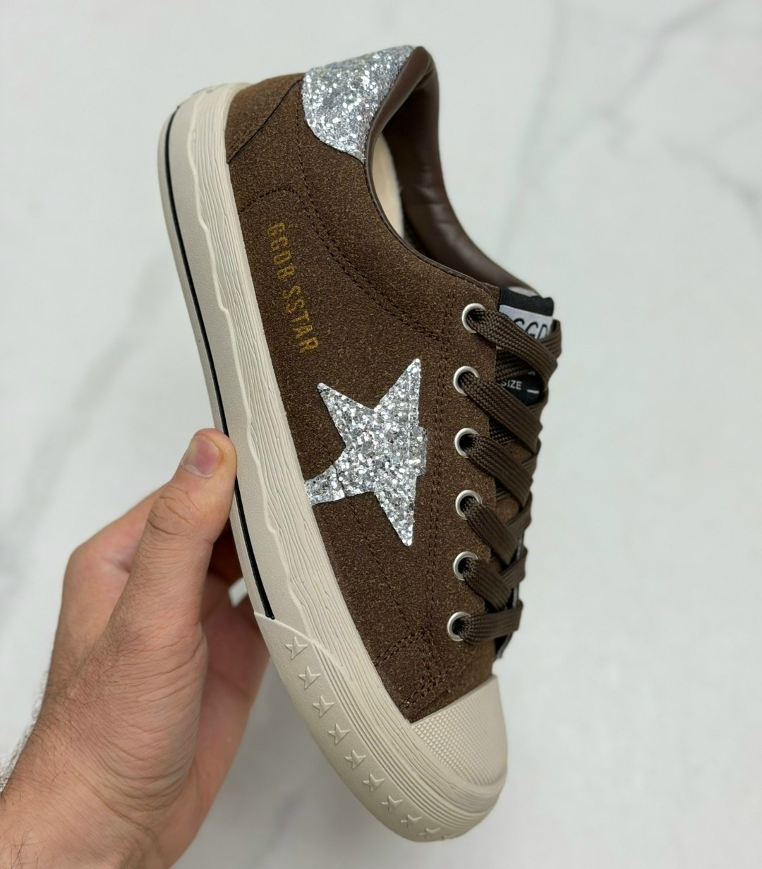 ,кроссовки golden goose,кеды golden goose,стильные кеды,женские кроссовки