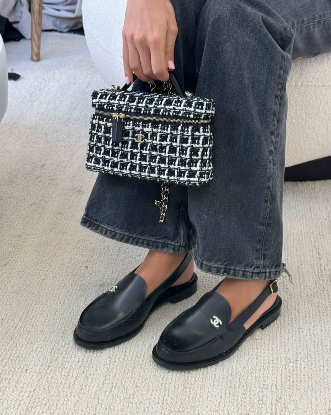 лоферы chanel,лоферы celine,лоферы с открытой пяткой,туфли chanel,женские лоферы