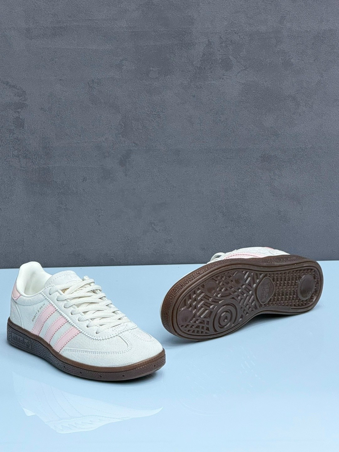 кроссовки adidas,кроссовки мужские женские adidas,кроссовки adidas samba,adidas handball spezial,кроссовки adidas handball spezial w sandy pink off white