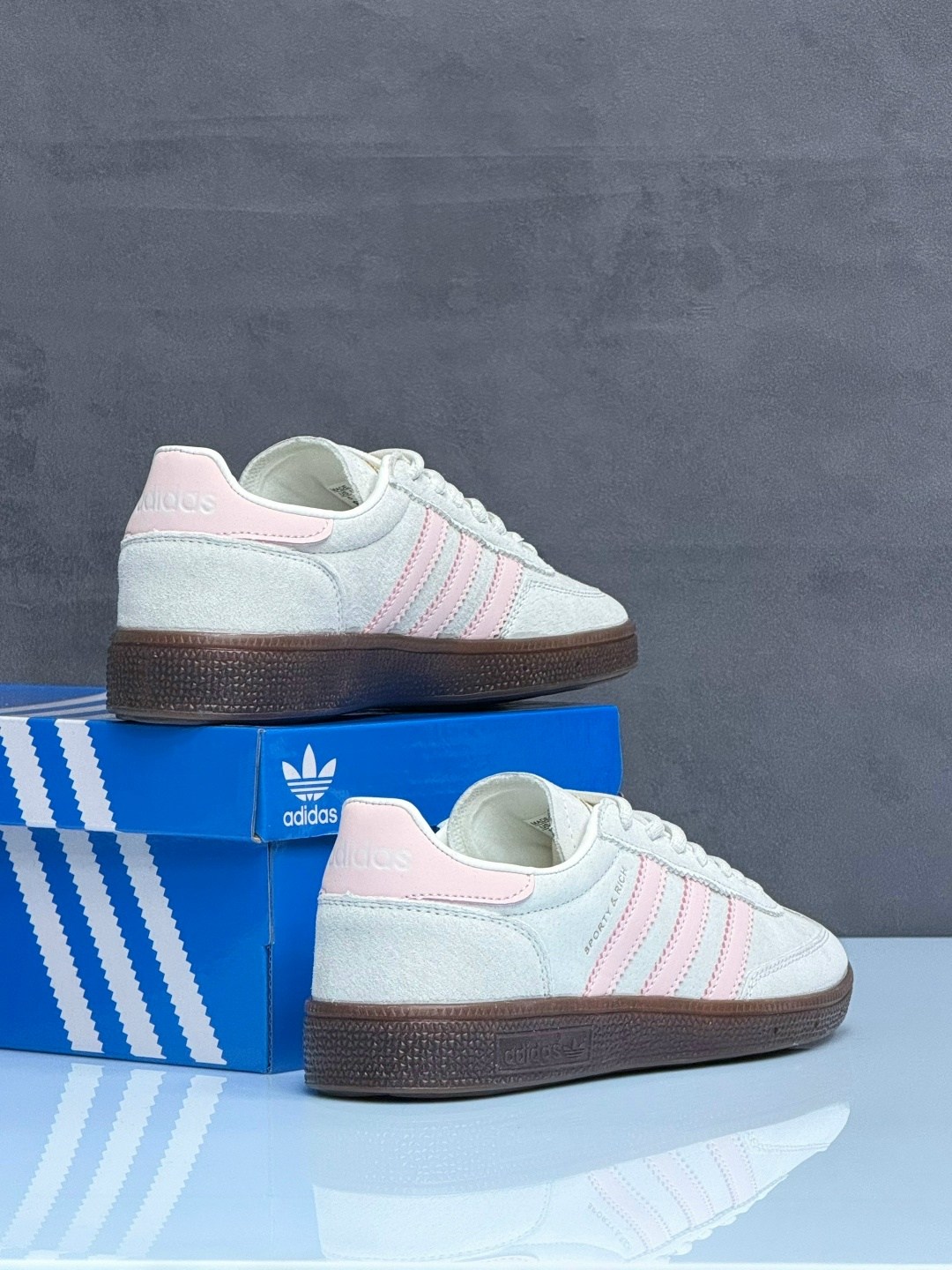кроссовки adidas,кроссовки мужские женские adidas,кроссовки adidas samba,adidas handball spezial,кроссовки adidas handball spezial w sandy pink off white