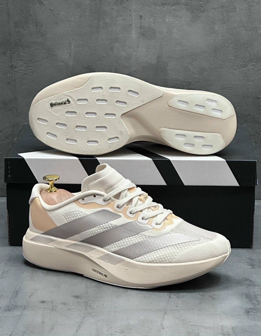 кроссовки adidas adizero,кроссовки adidas,женские кроссовки adidas adizero,adidas adizero evo sl,кроссовки мужские женские adidas