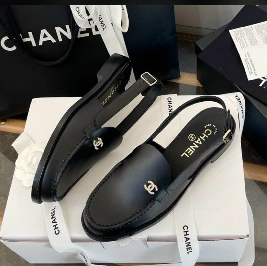 лоферы chanel,лоферы celine,лоферы с открытой пяткой,туфли chanel,женские лоферы