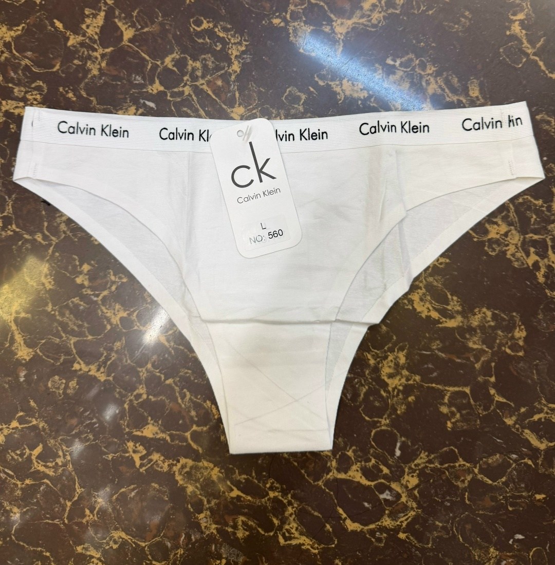 женские трусы calvin klein,комплект трусов-стрингов calvin klein carousel logo cotton серый,женские стринги calvin klein,calvin klein стринги,трусы кельвин кляйн женские стринги