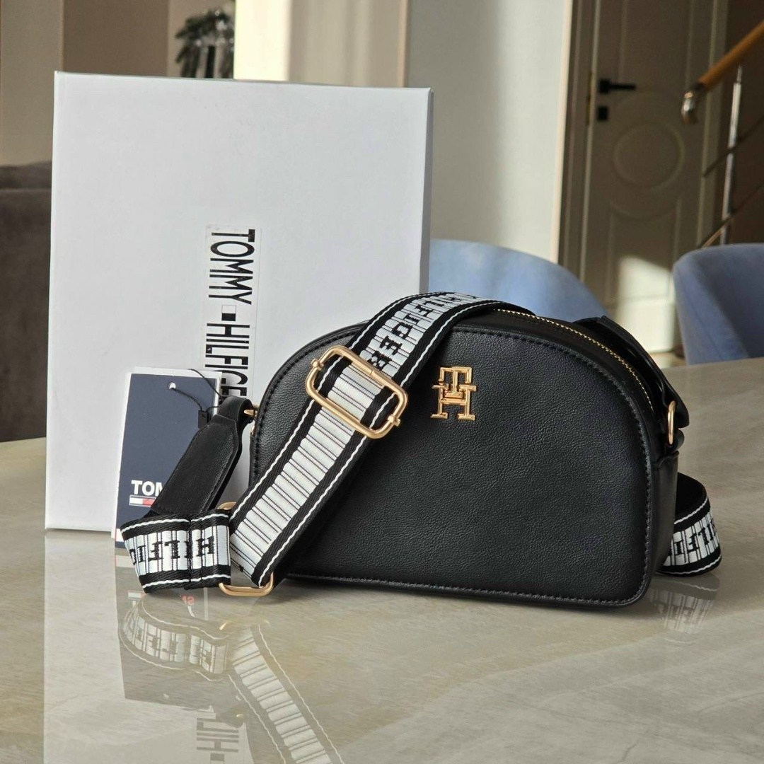 сумка tommy hilfiger,сумка томми хилфигер черная женская,сумка через плечо tommy hilfiger,сумка tommy hilfiger женская,сумка tommy hilfiger сумка