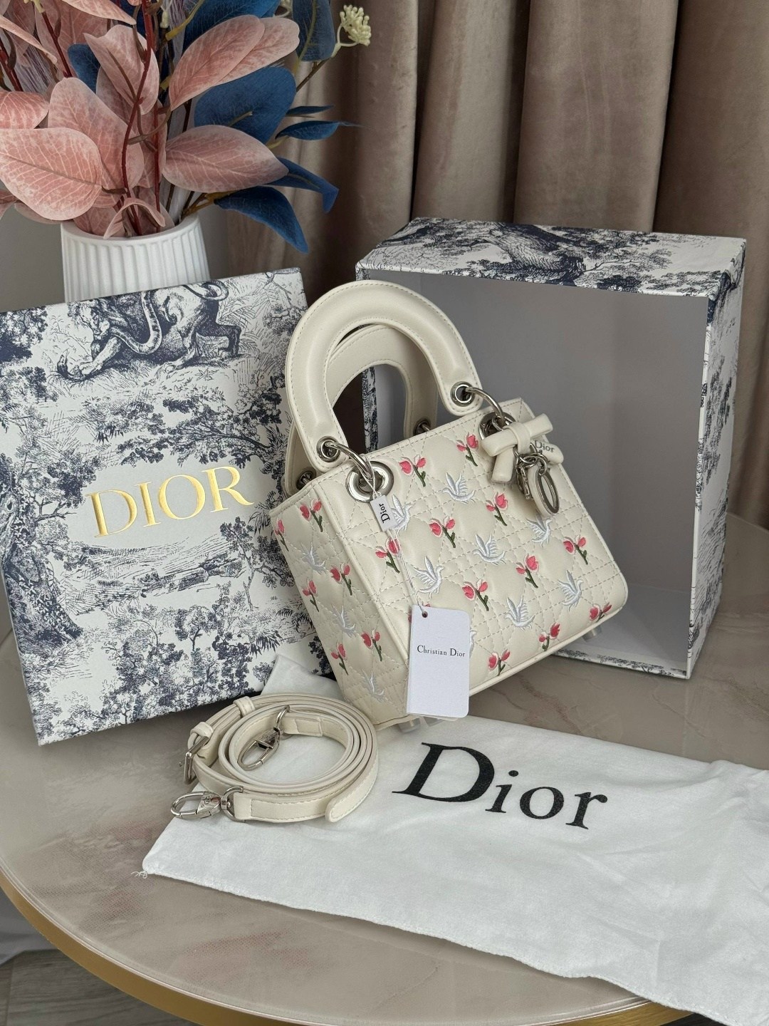 сумка dior,сумка женская dior,сумка диор,сумочка модная,модная сумка