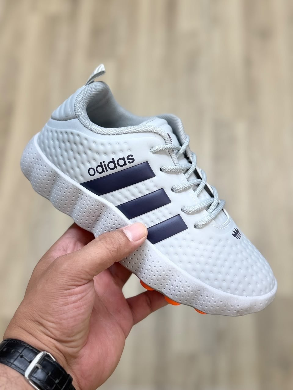 ,кроссовки женские adidas,кроссовки adidas,женские кроссовки,yonex кроссовки розовые