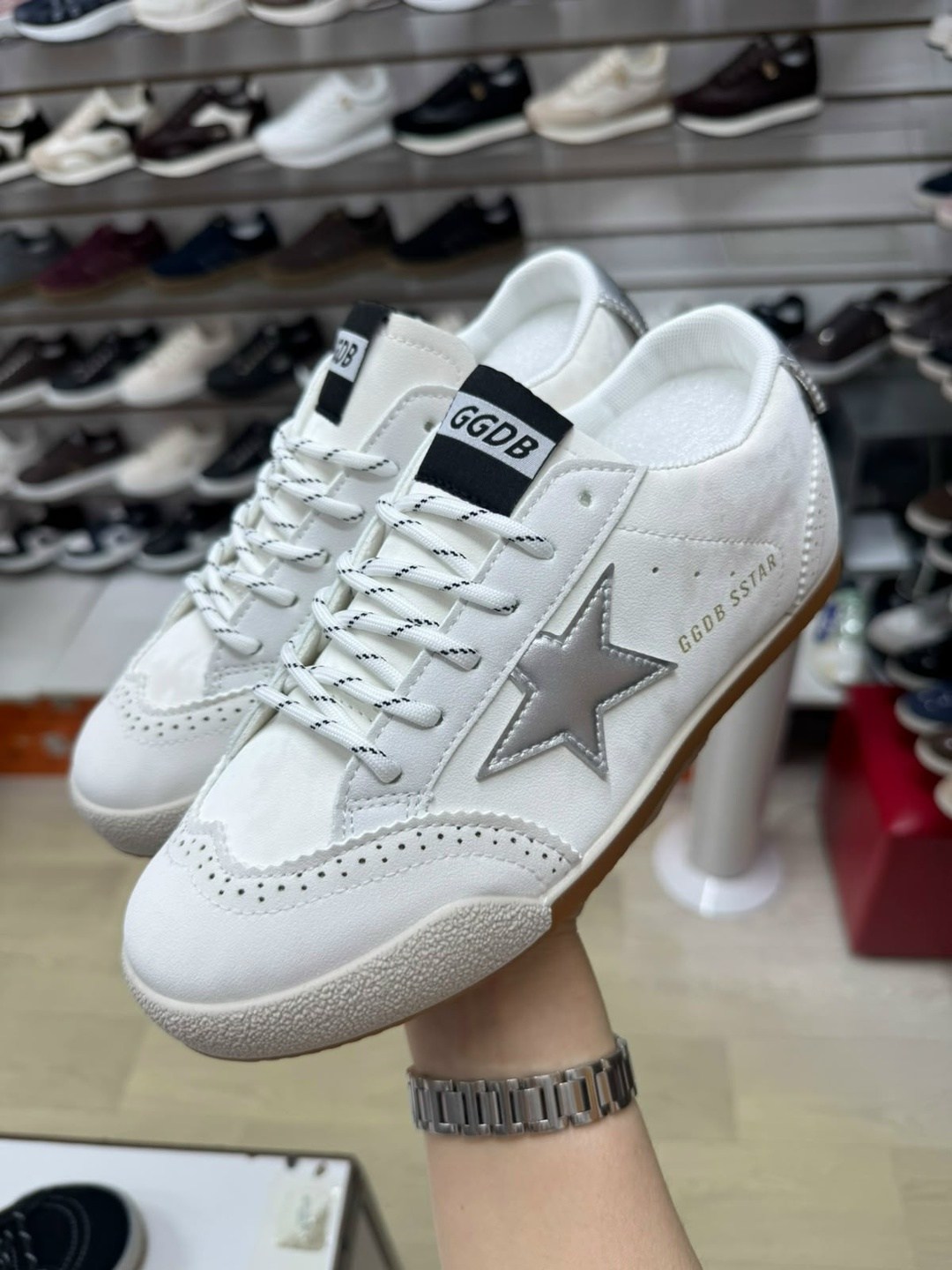 ,кроссовки golden goose,кеды golden goose,кеды golden goose женские,golden goose super star