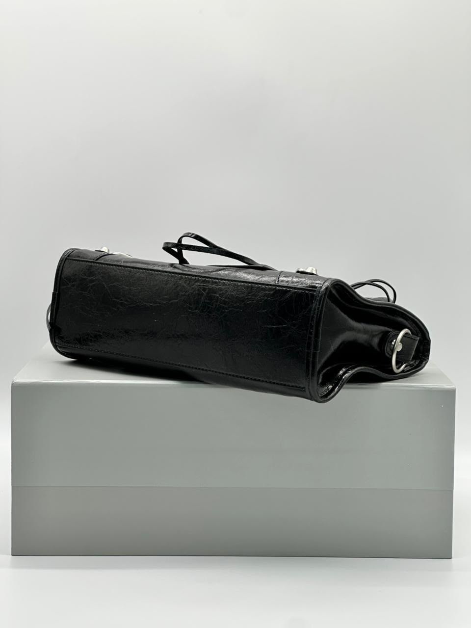 balenciaga balenciaga,сумка balenciaga neo classic черный,женская сумка balenciaga classic черная,balenciaga motorcycle bag,сумка balenciaga с зеркальцем большая