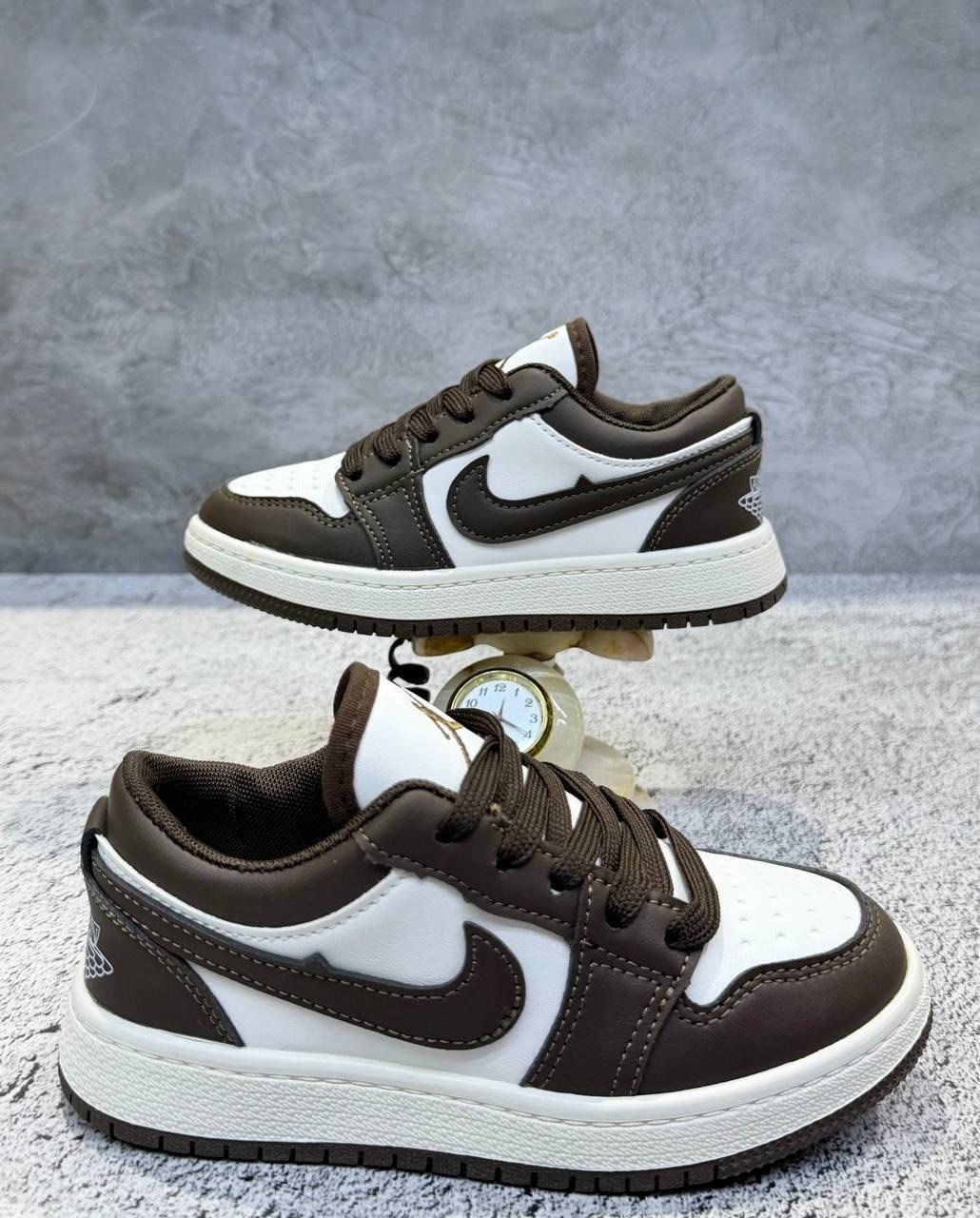 женские кроссовки nike dunk коричневые,nike air jordan 1 low,air jordan 1 low mocha,кроссовки,кроссовки найк nike dunk low cacao wow