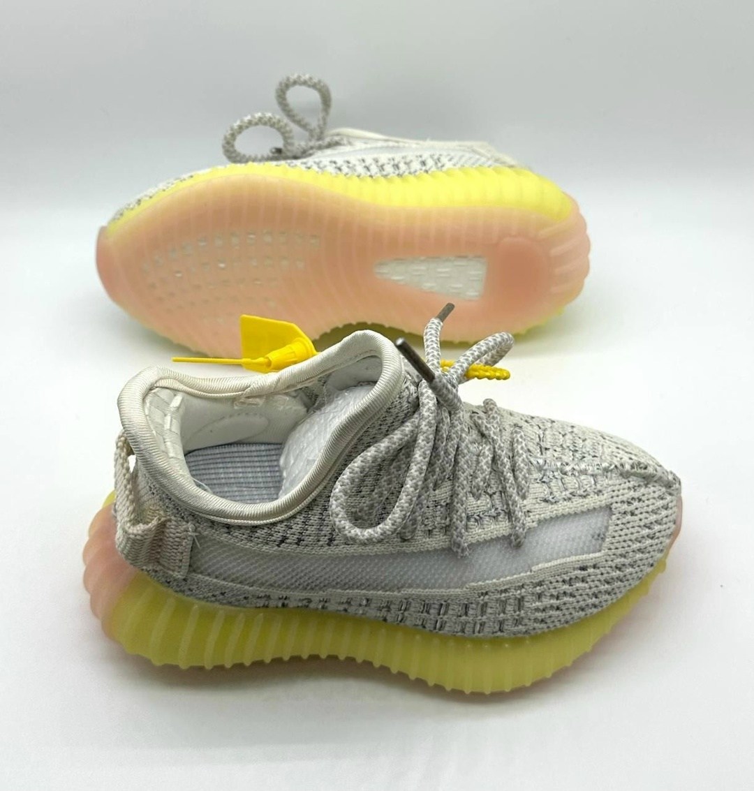 кроссовки yeezy boost 350,кроссовки детская,кроссовки мальчику,adidas yeezy boost 350 v 2,кроссовки изики