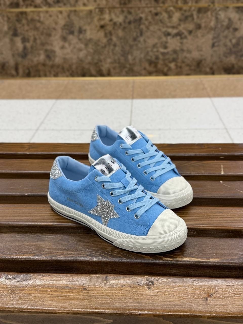 ,кеды golden goose,golden goose superstar кеды голубые,golden goose кеды 2026,кеды со звездами
