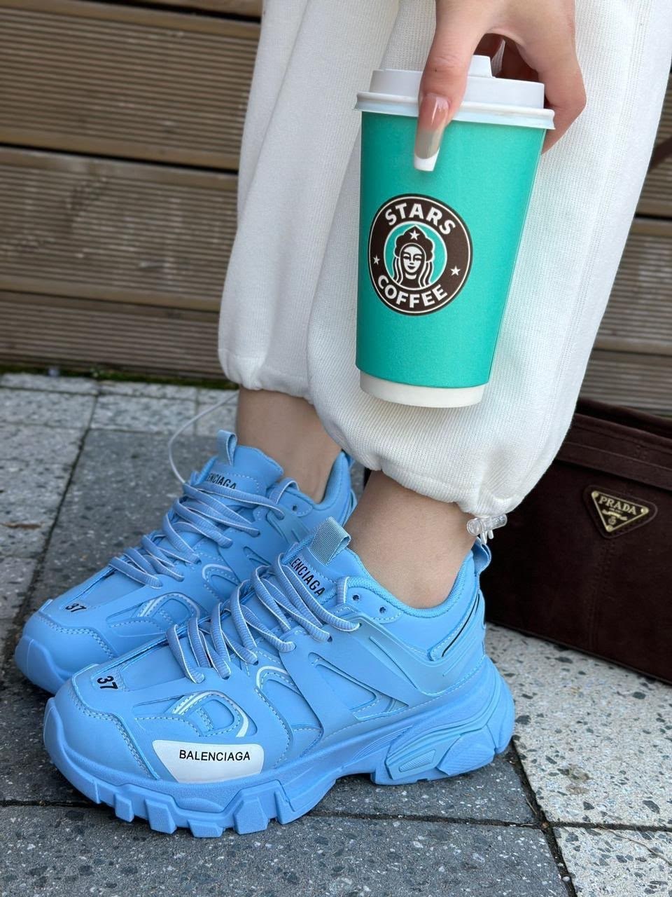 женские кроссовки balenciaga,кроссовки balenciaga,женские кроссовки balenciaga track a123283 голубые,кроссовки balenciaga track,кроссовки balenciaga track light blue women's