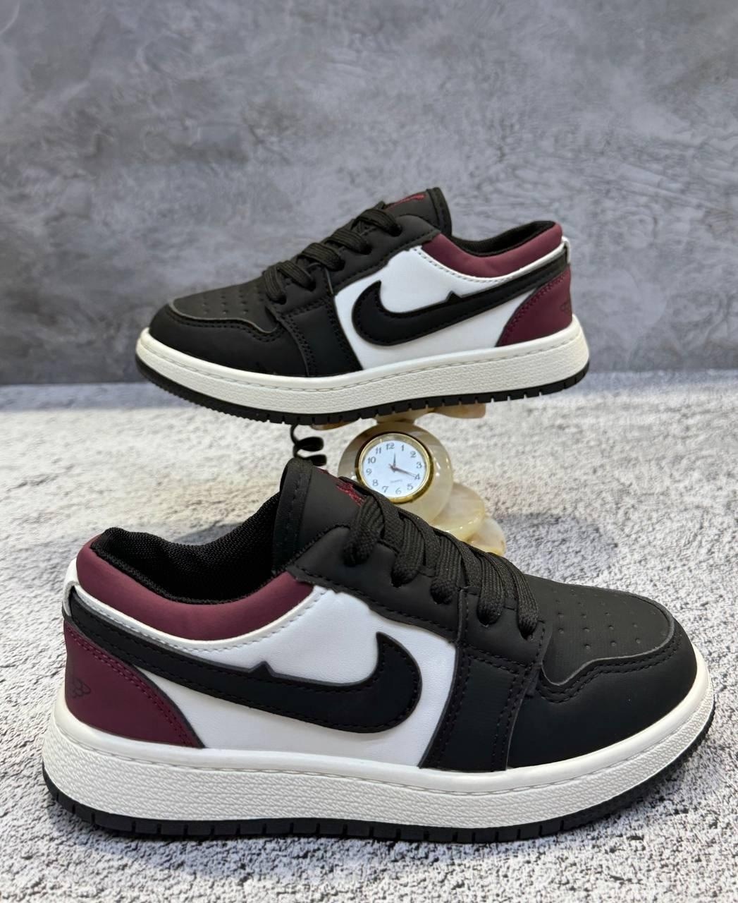 женские кроссовки nike dunk коричневые,nike air jordan 1 low,air jordan 1 low mocha,кроссовки,кроссовки найк nike dunk low cacao wow