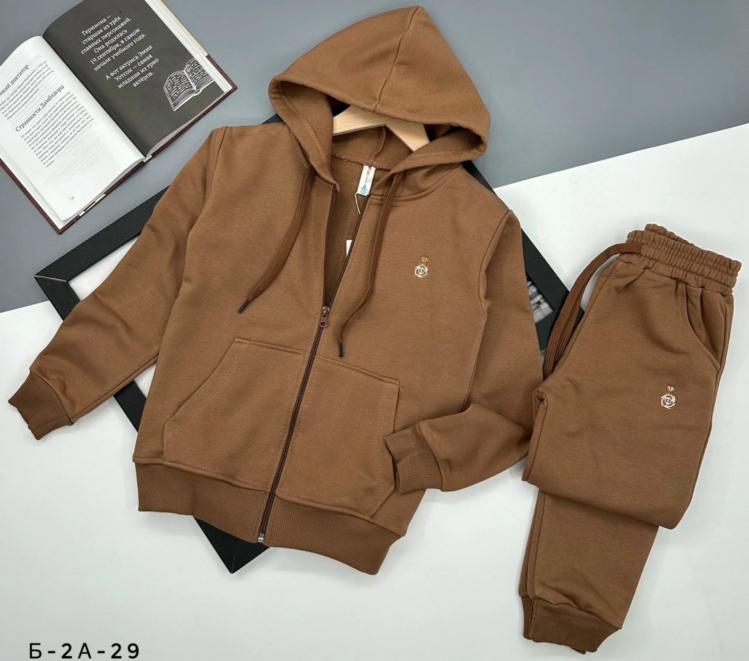 спортивный костюм brunello cucinelli,спортивные костюм,костюм brunello cucinelli,костюм спортивный мужской,спортивный костюм loro piana