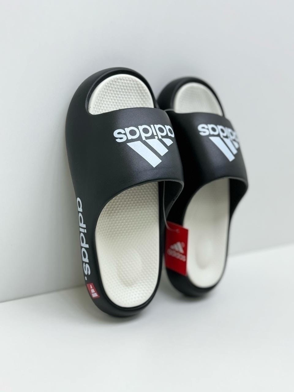 шлепанцы adidas,массажные тапки адидас,адидас шлепки,шлепки найк,шлепанцы мужские