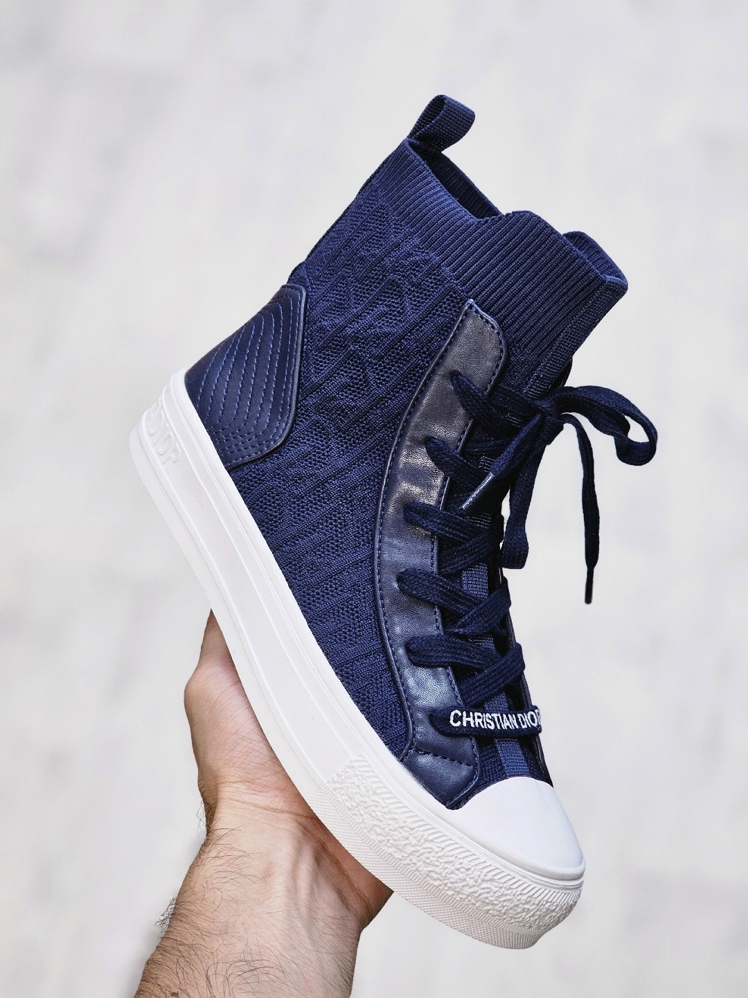,кроссовки dior b23 high,кеды диор,белые высокие кеды,кеды диор высокие