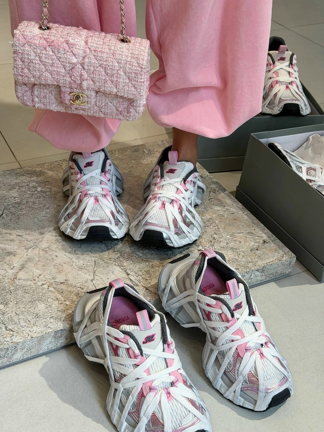 кроссовки женские balenciaga,кроссовки balenciaga,женские кроссовки balenciaga 3xl,кроссовки balenciaga 3 xl,кроссовки баленсиага розовые
