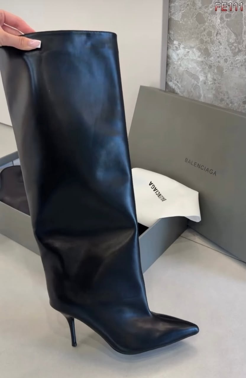 сапоги,женские сапоги,женские черные кожаные сапоги balenciaga,сапоги balenciaga,высокие сапоги