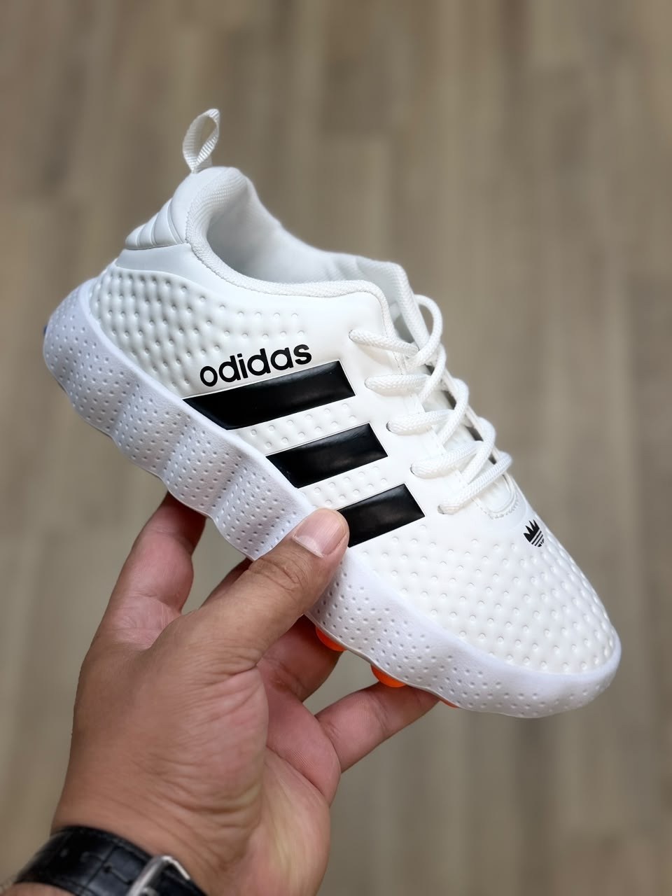 ,кроссовки женские adidas,кроссовки adidas,женские кроссовки,yonex кроссовки розовые