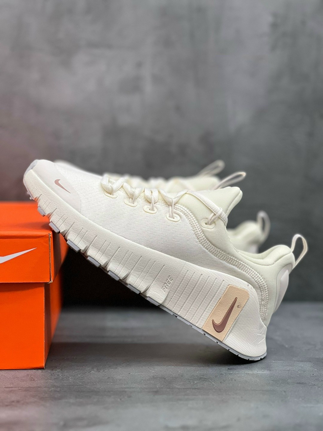 спортивная ,кроссовки,nike кроссовки женские,nike кроссовки,кроссовки для фитнеса