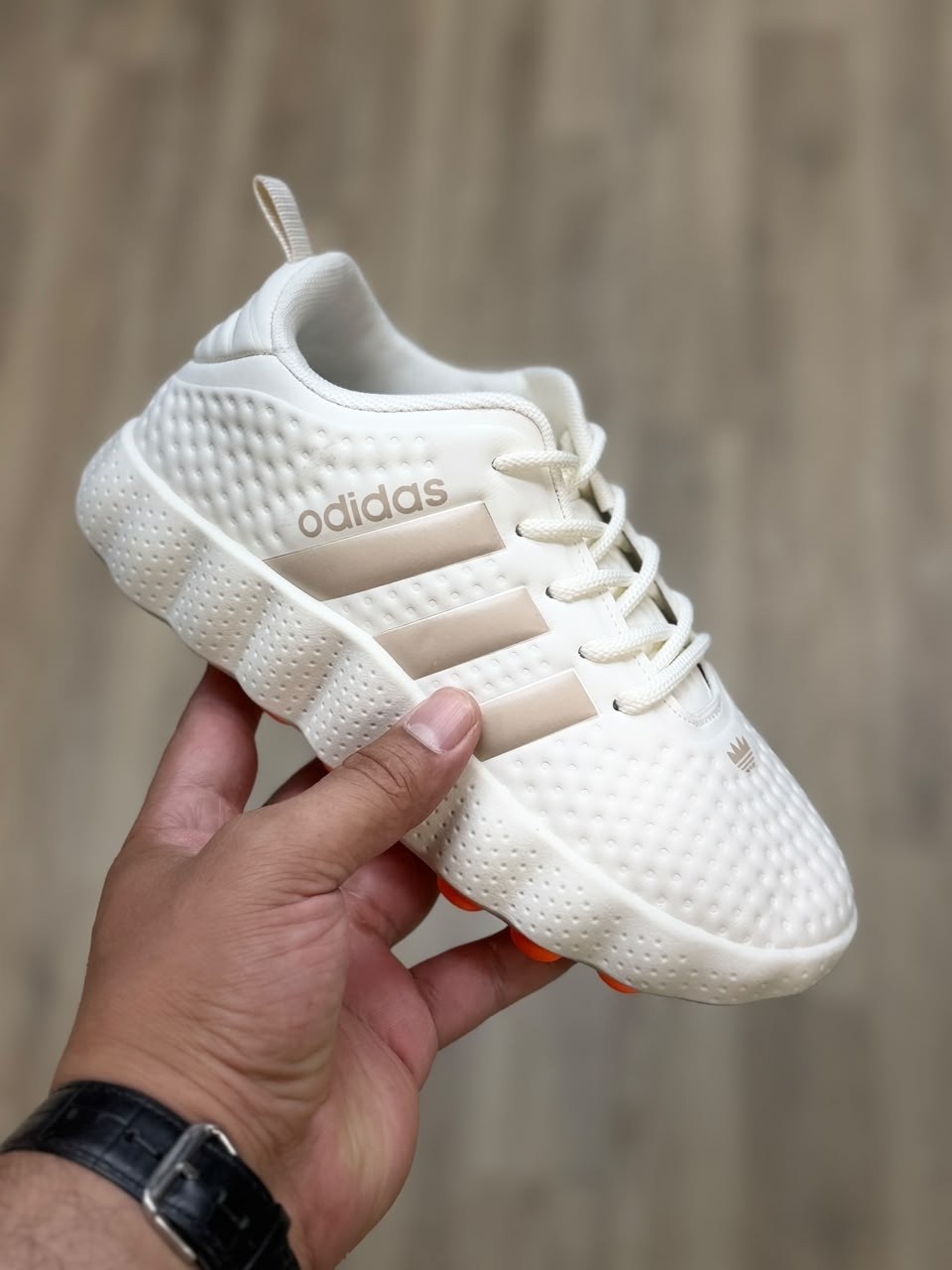 ,кроссовки женские adidas,кроссовки adidas,женские кроссовки,yonex кроссовки розовые