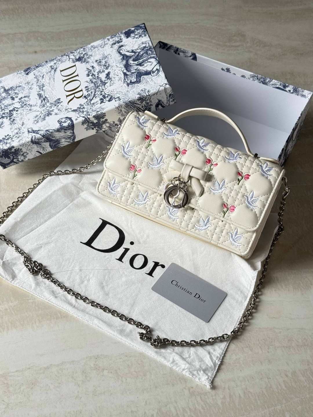 сумка dior,сумка диор,женская сумка dior,модные сумки диор,сумка