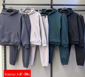 Костюм