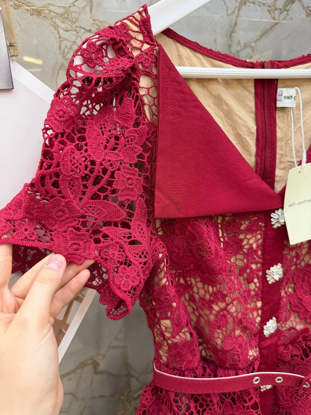 кружевное платье,женское кружевное платье,ажурное платье,модельные платья,элегантное платье