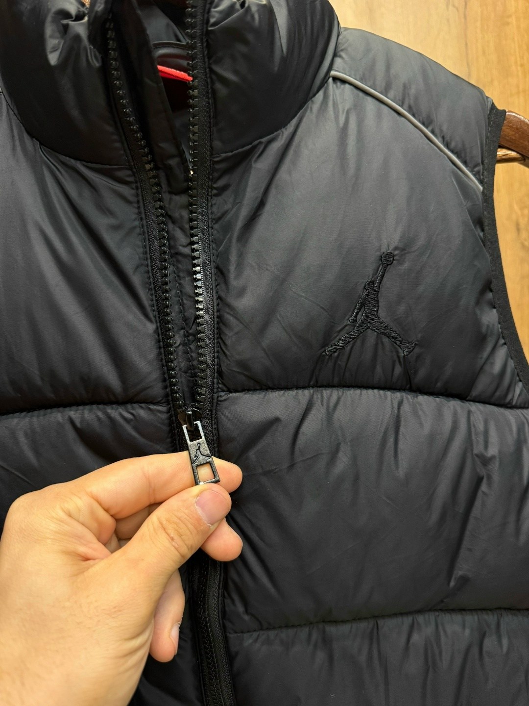 nike jordan essentials puffer jacket,пуховик куртка мужская jordan m j ess puffer jacket,куртка air jordan essentials puffer,куртка jordan essentials,мужская куртка jordan essential puffer jacket (da9
