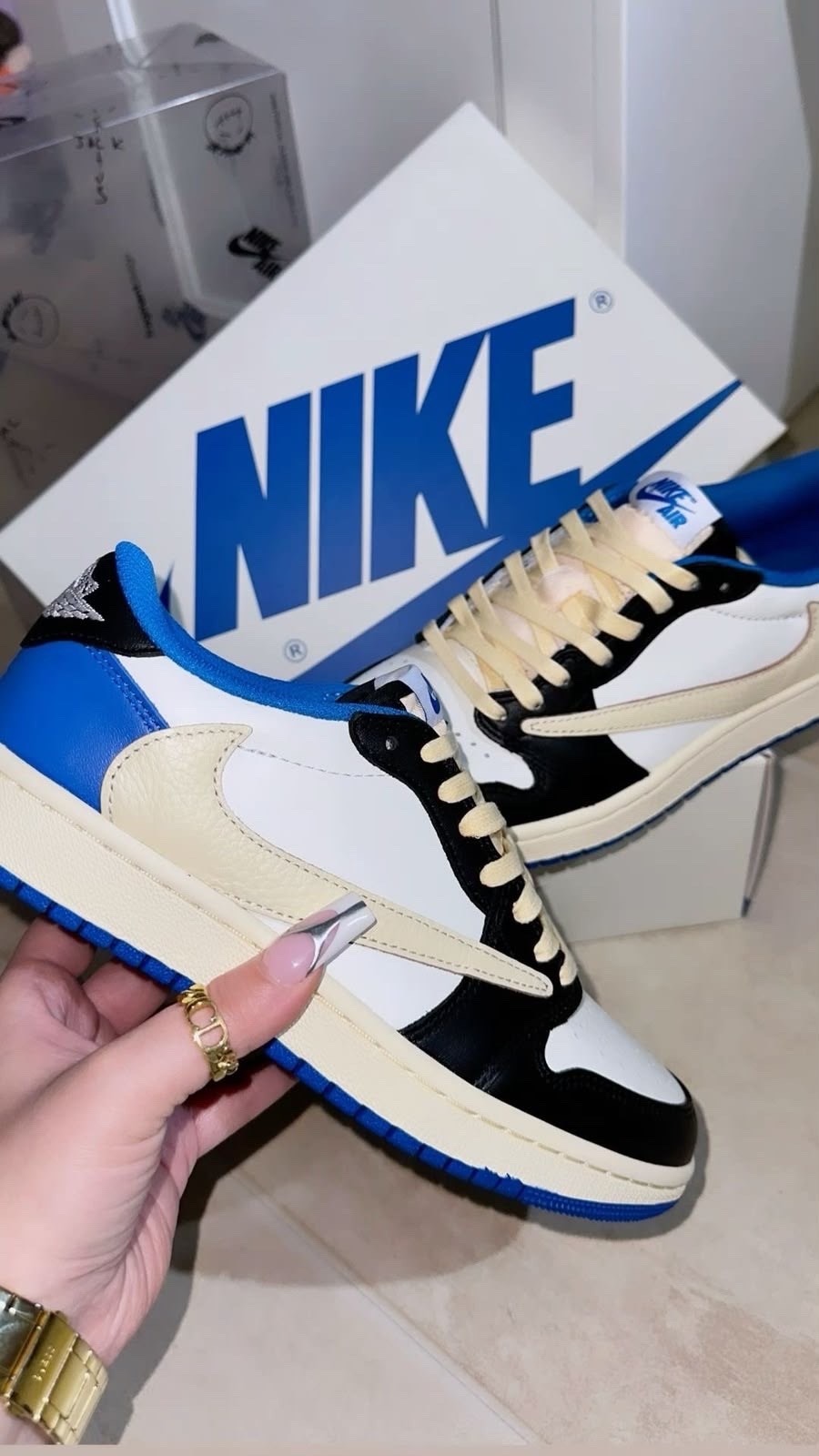 nike air jordan 1 low travis scott,air jordan 1 low travis scott,nike air jordan 1 low travis scott fragment,nike air jordan 1 low travis scott x fragment,jordan 1 low travis scott