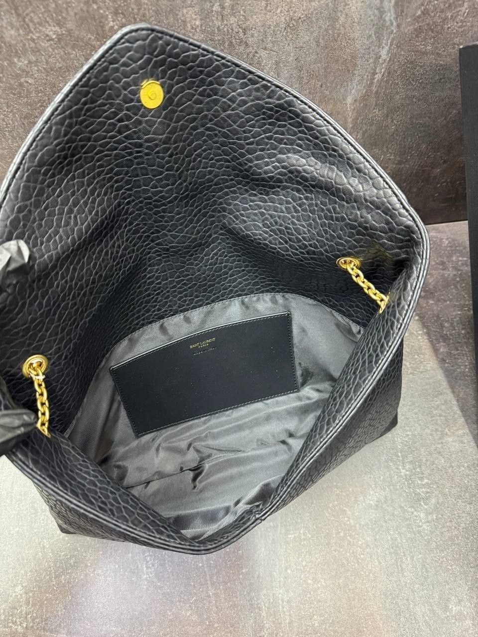 сумка saint laurent,yves saint laurent сумка,сумка женская yves saint laurent,женская маленькая сумка saint laurent,saint laurent сумка на плечо