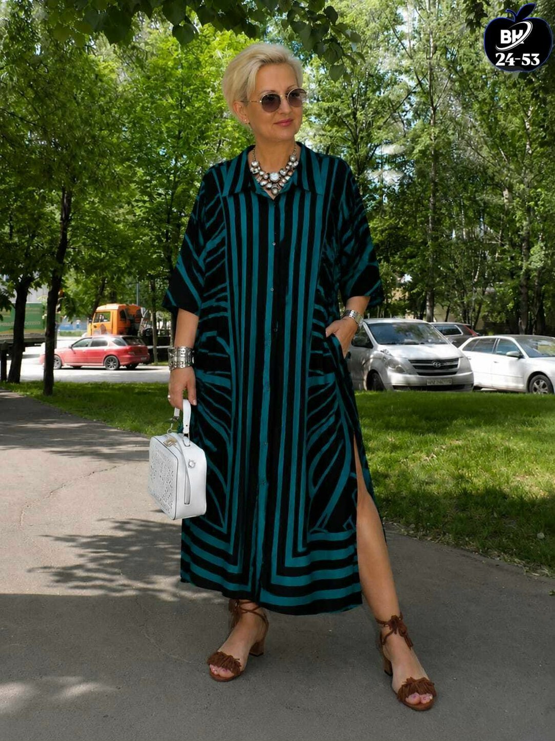 платье широкое,платье в полоску,платье стильное,платье модный стиль,платье для полных
