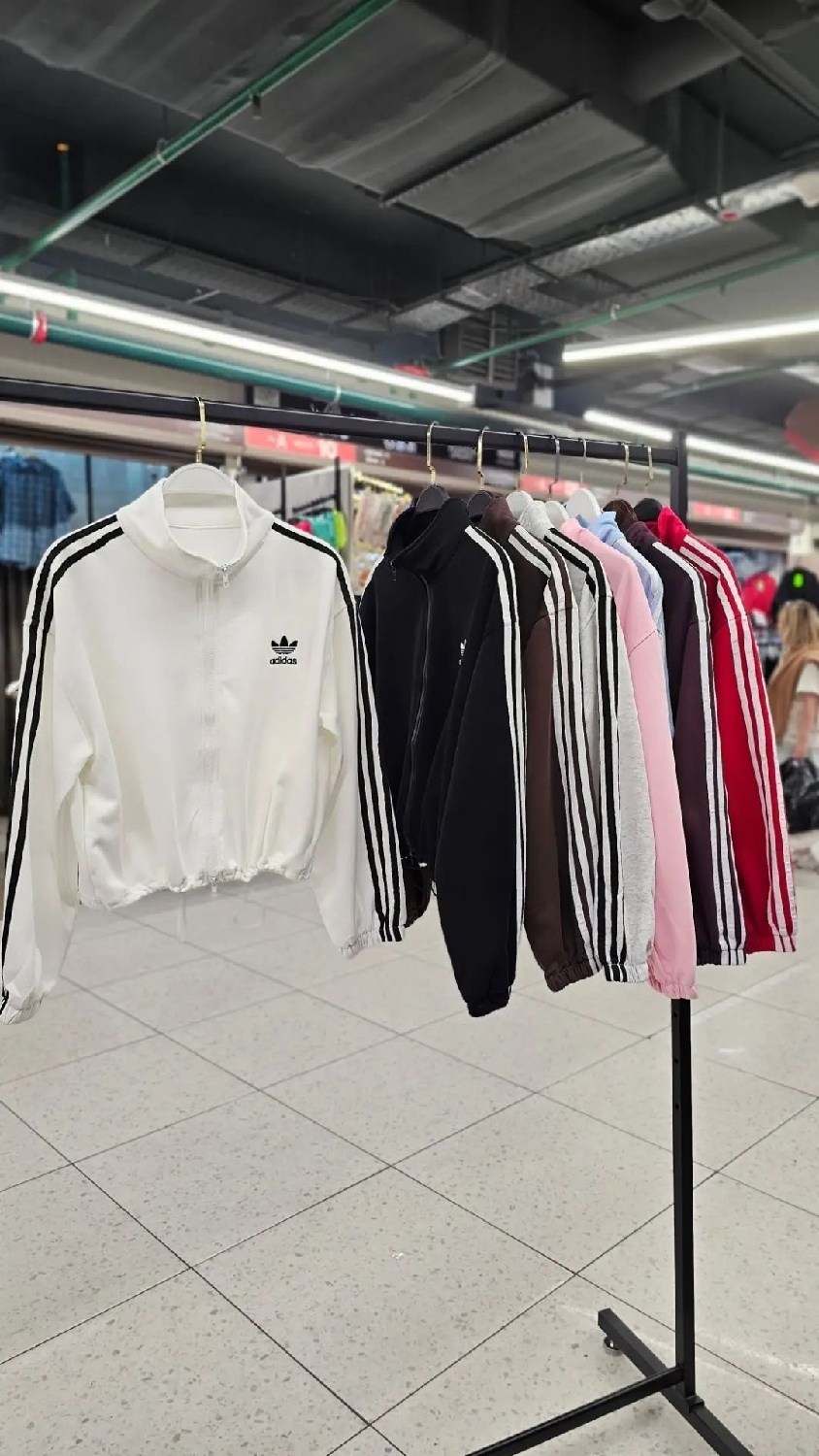 ветровка адидас sportswear,adidas original,спортивная куртка,одежда стильная,adidas jacket