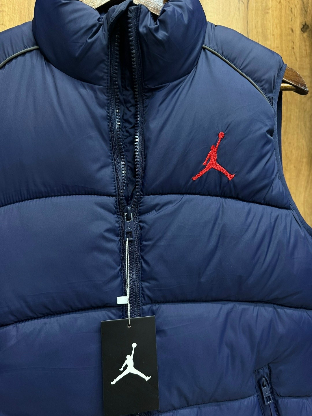 nike jordan essentials puffer jacket,пуховик куртка мужская jordan m j ess puffer jacket,куртка air jordan essentials puffer,куртка jordan essentials,мужская куртка jordan essential puffer jacket (da9