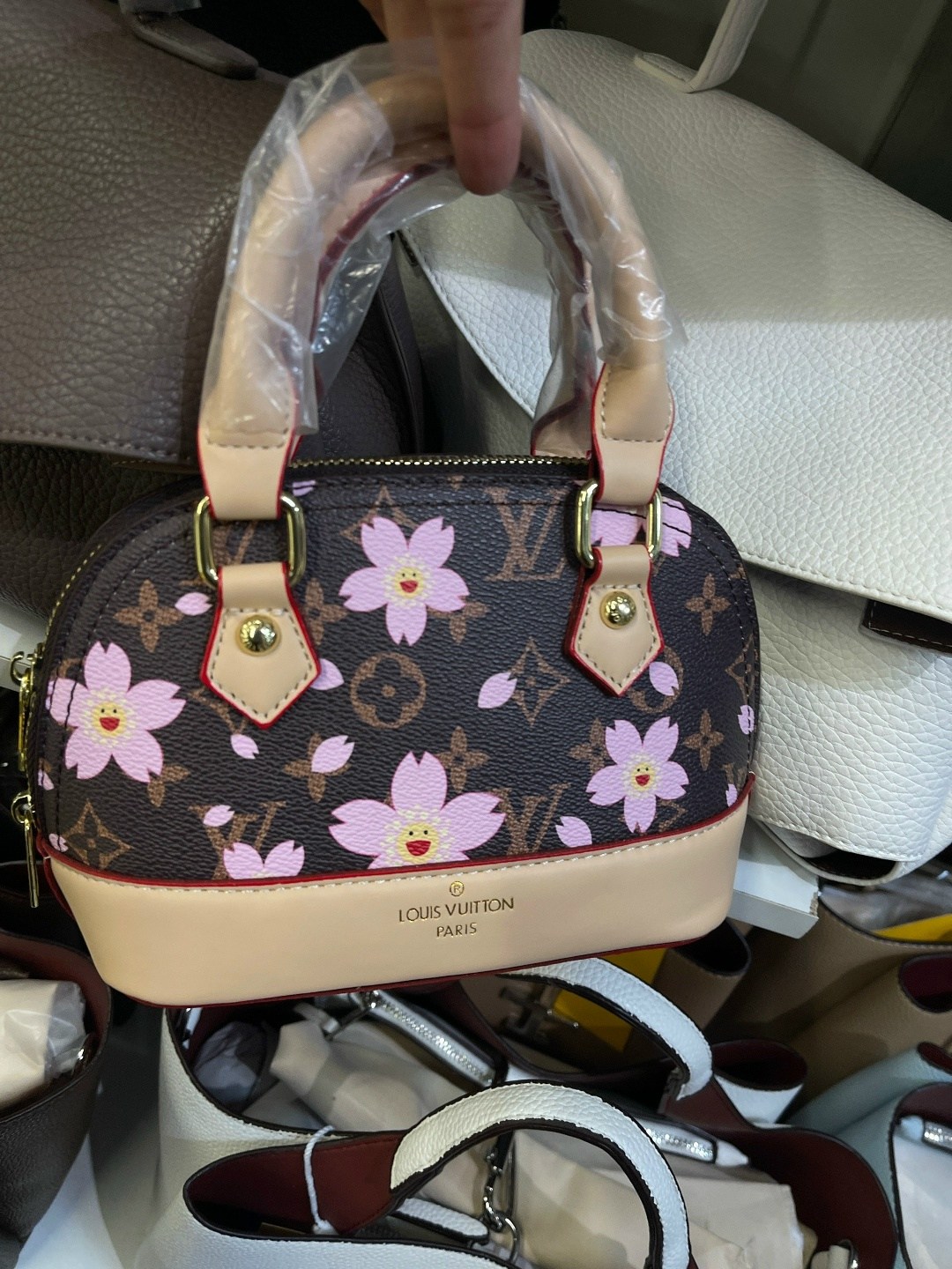 сумка louis vuitton,louis vuitton женская сумка,сумка,модная сумка,сумка с цветами