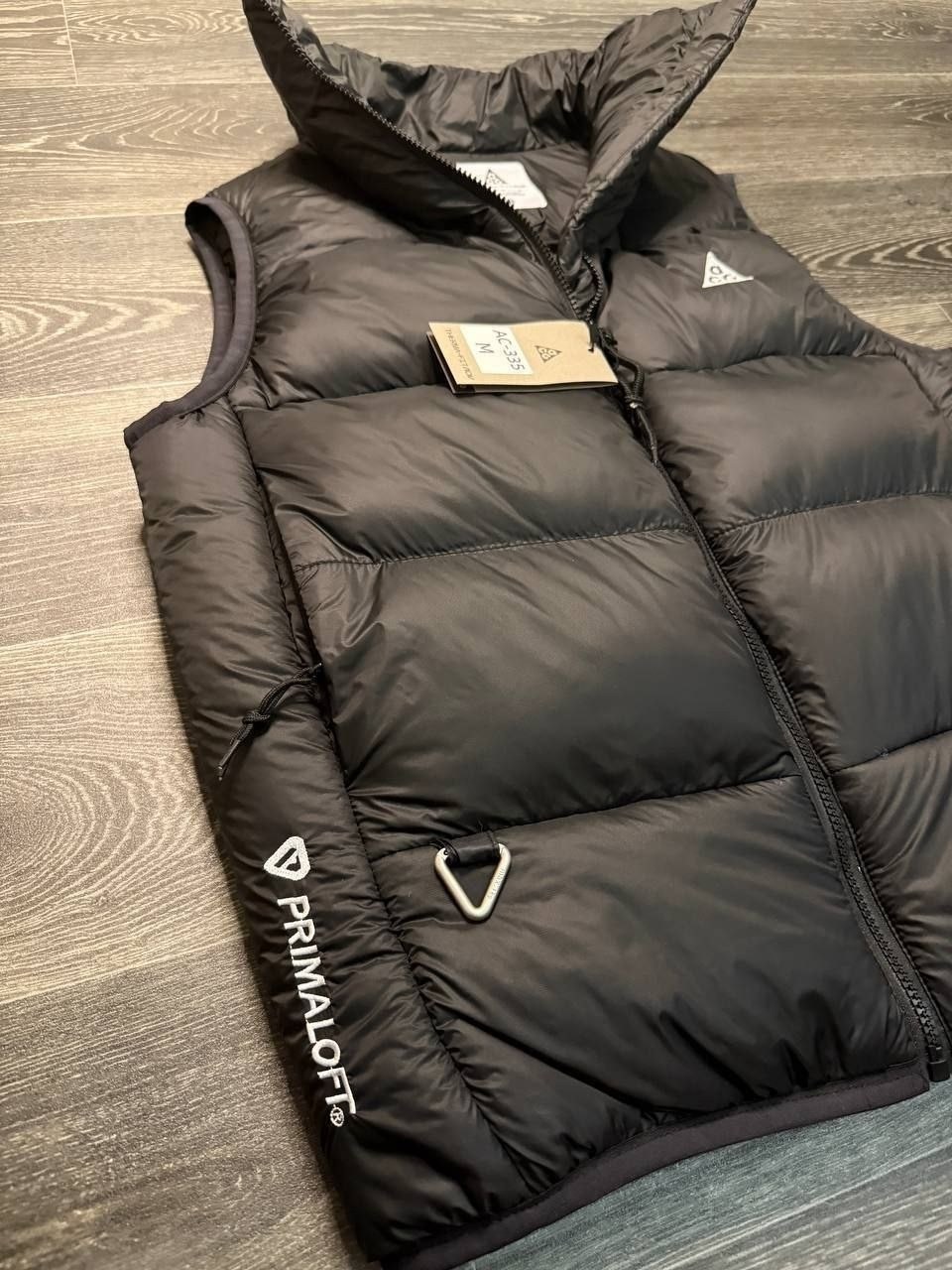 жилетка moncler,жилет moncler,монклер жилетка,пуховой жилет,жилетка теплая