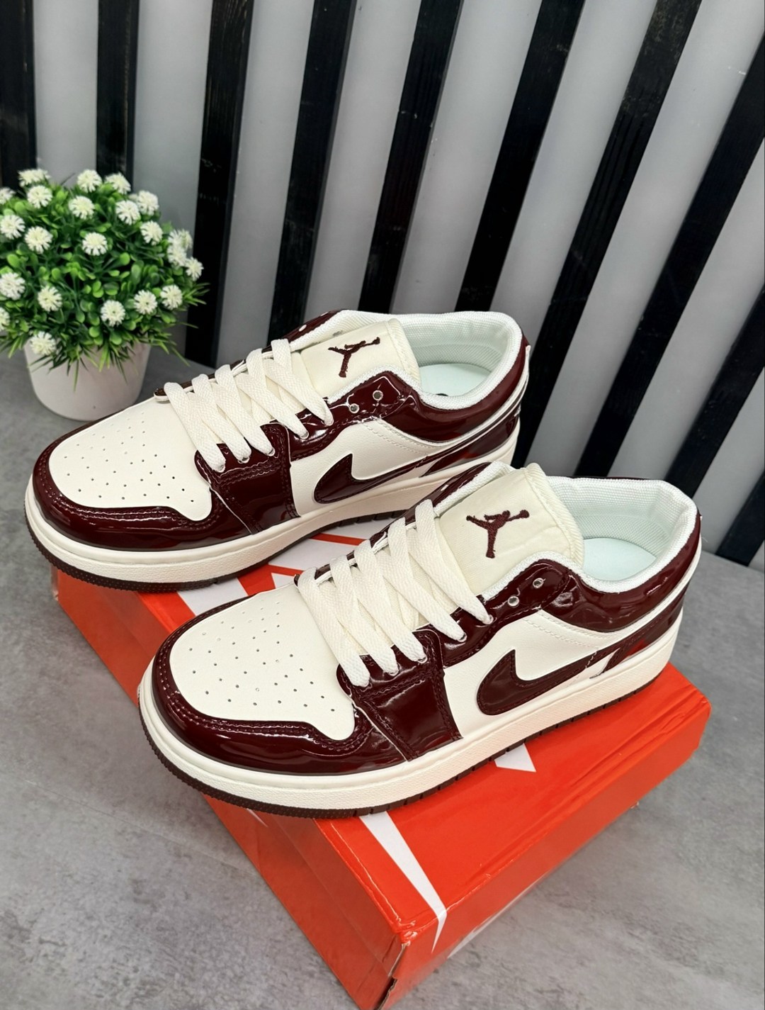 nike air jordan 1 low,nike air jordan 1 low noble red,nike air jordan 1 low wmns,air jordan 1 low,nike air jordan 1 low se