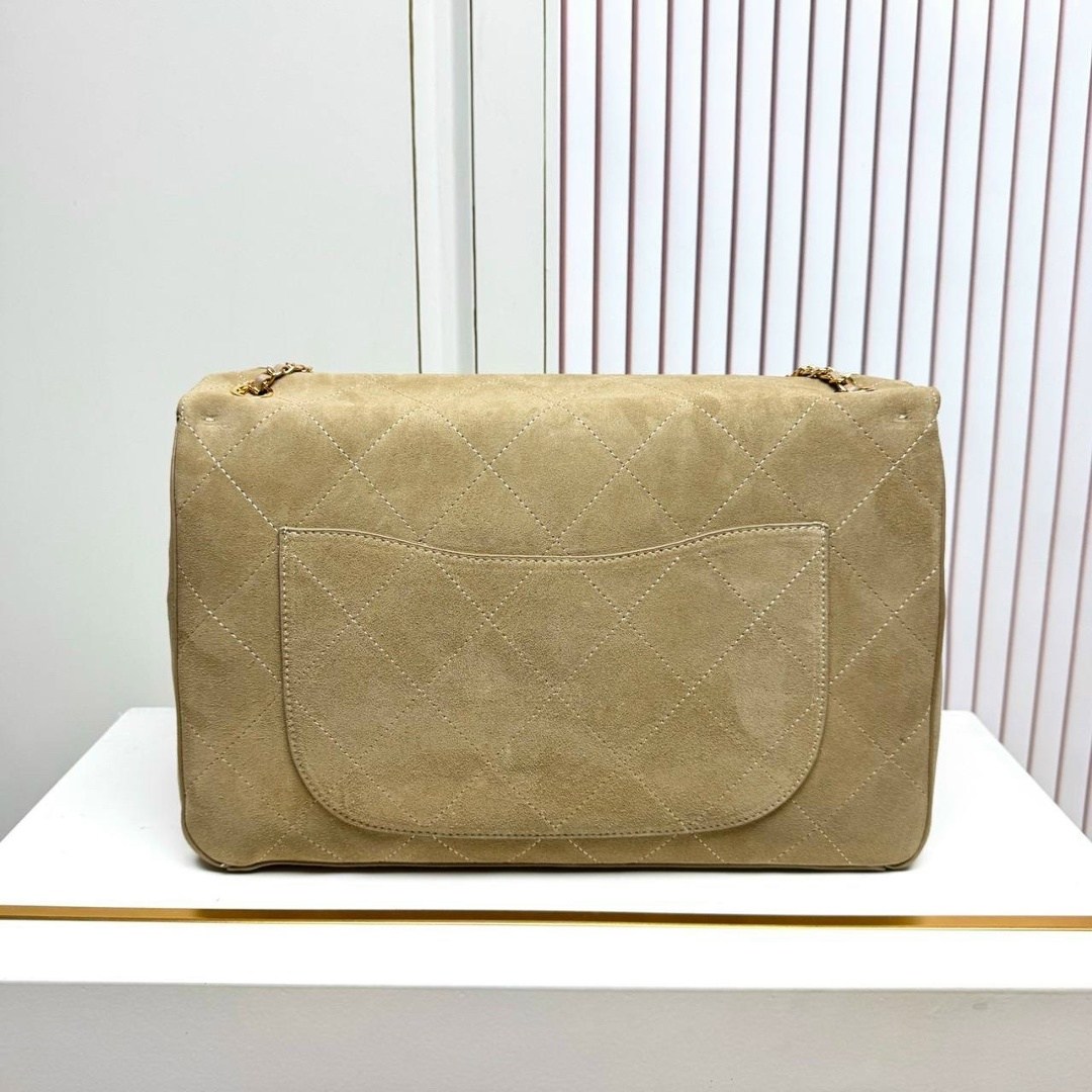 голубая сумка шанель,chanel classic flap bag,сумка шанель,зеленая сумка шанель,chanel classic flap