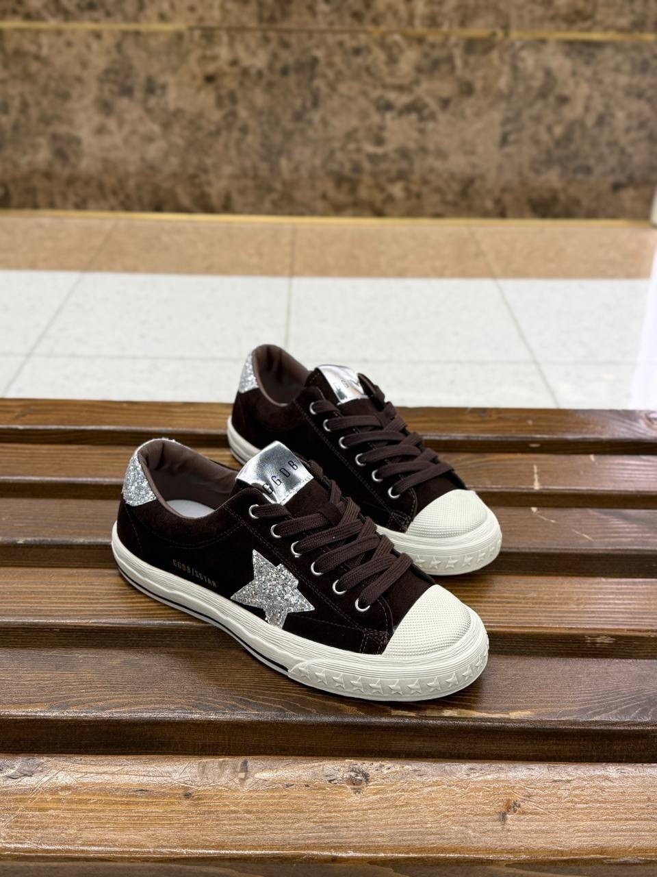 ,кеды golden goose,golden goose superstar кеды голубые,golden goose кеды 2026,кеды со звездами