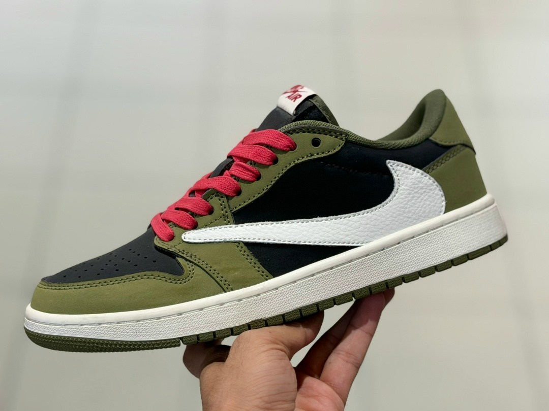 кроссовки nike air jordan 1 low travis scott,кроссовки nike travis scott x air jordan 1 low,nike air jordan 1 low travis scott,air jordan 1 low travis scott,кроссовки nike travis scott air jordan 1