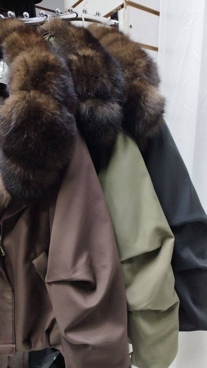 куртка парка с натуральным мехом,женская парка натуральный мех,парка с мехом,куртка с натуральный мехом,парка с натуральным мехом