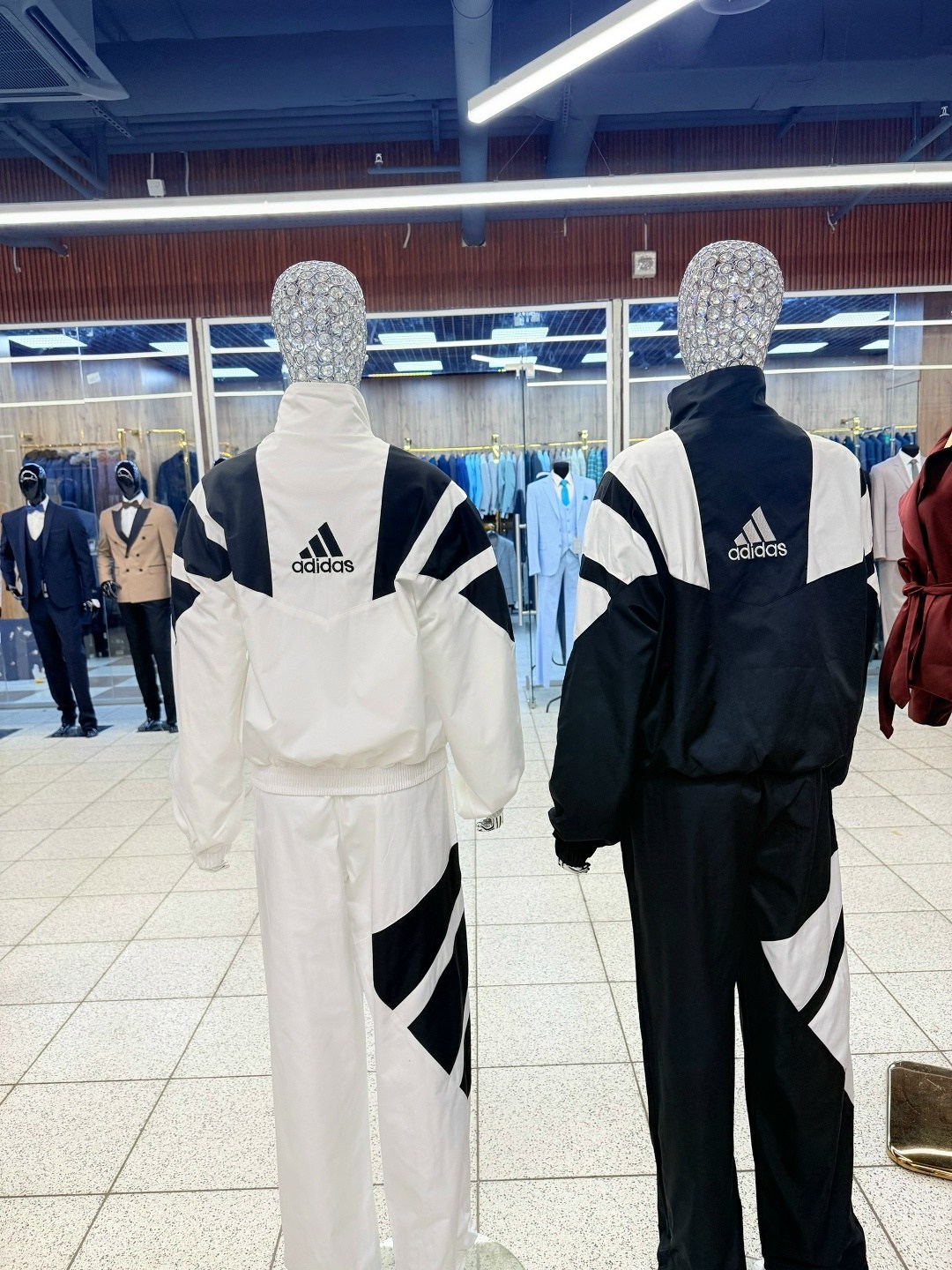 спортивный костюм adidas,мужской спортивный костюм adidas,комплект одежды adidas sportswear,адидас спортивный костюм,спортивный костюм adidas sportswear gametime woven tracksuit asos