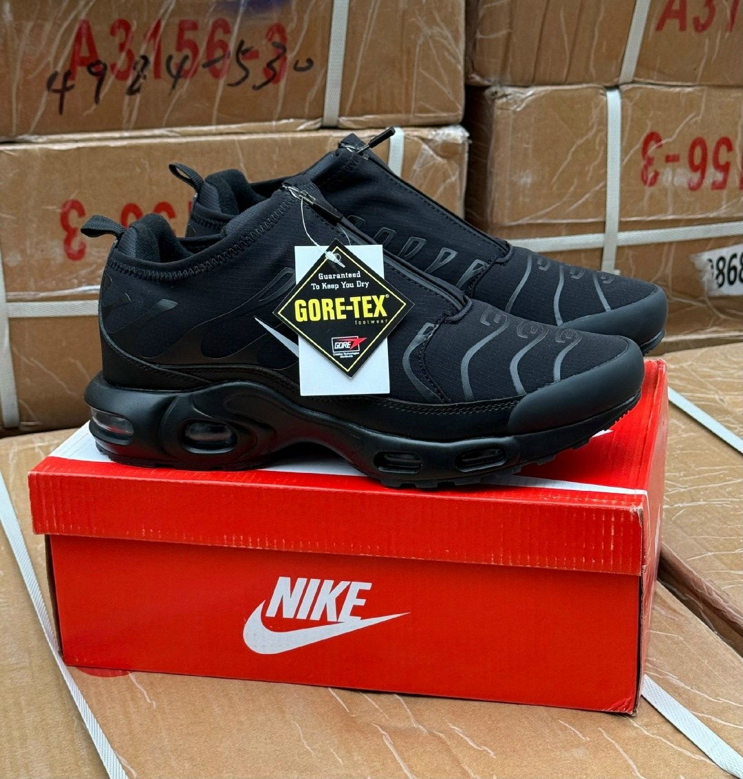 кроссовки мужские nike air max tn plus,nike air max tn plus,кроссовки nike air max tn plus,кроссовки,nike air max tn plus triple black